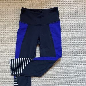 Athleta Cropped Legging